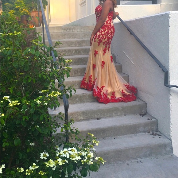 Red and gold floral prom dress - Picture 3 of 3